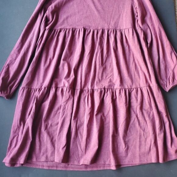 šAimeĀ maroonālongāsleeveādress - Picture 7 of 7